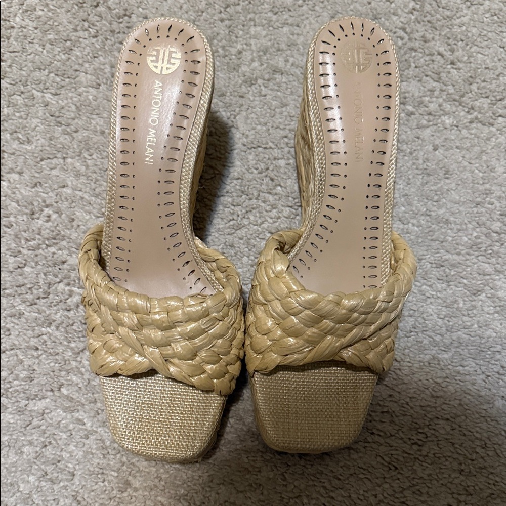 ANTONIO MELANI Woven Beige Mules